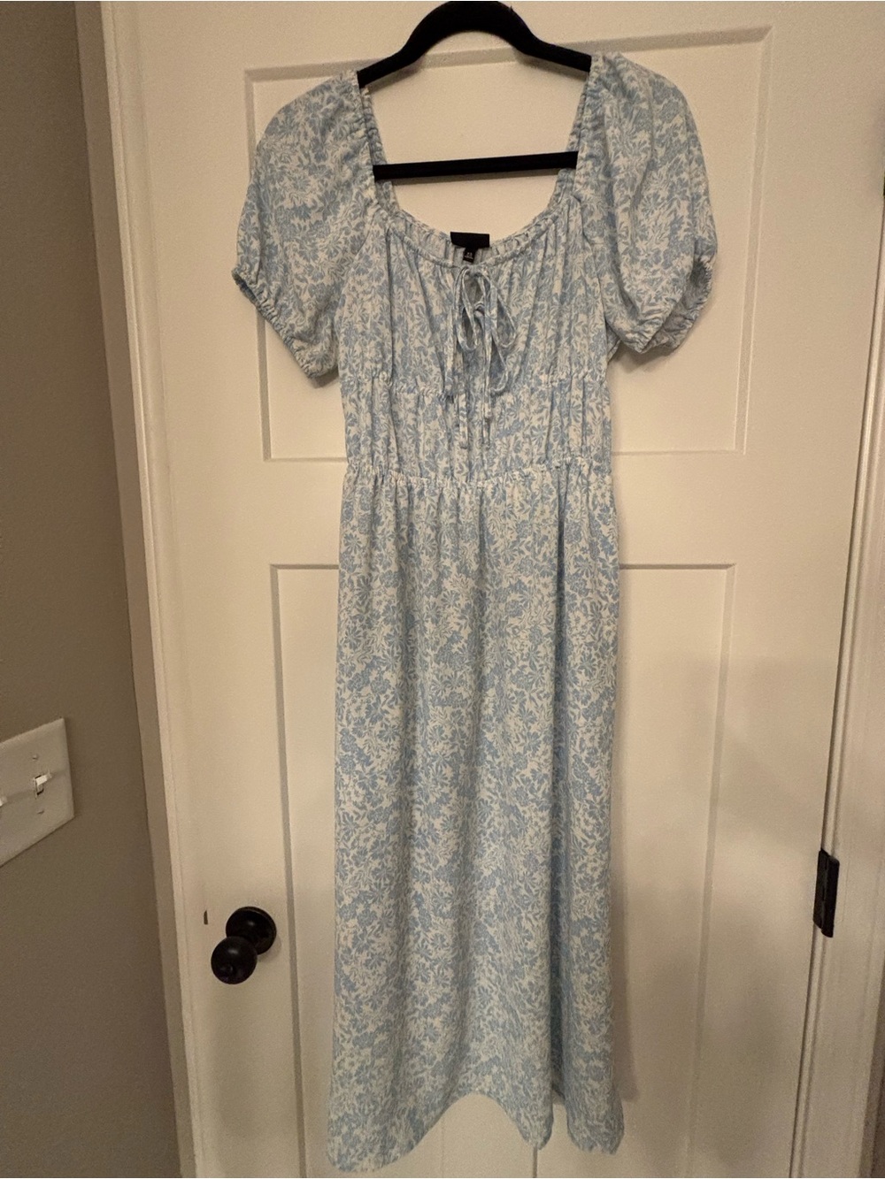 Light Blue Floral Maxi Dress with Puff Sleeves